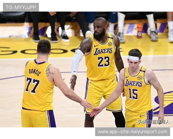 湖人130-120热火！无解的不是3连胜，而是东契奇赛后评价詹姆斯，詹姆斯和东契奇谁厉害